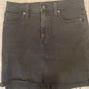 Gently worn black madewell jean skirt